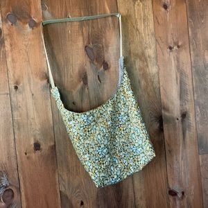 Stone/pebble themed hobo bag with bracelet!